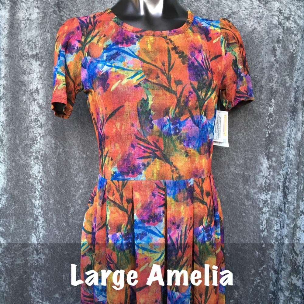 Lularoe Amelia Dress - Size Large